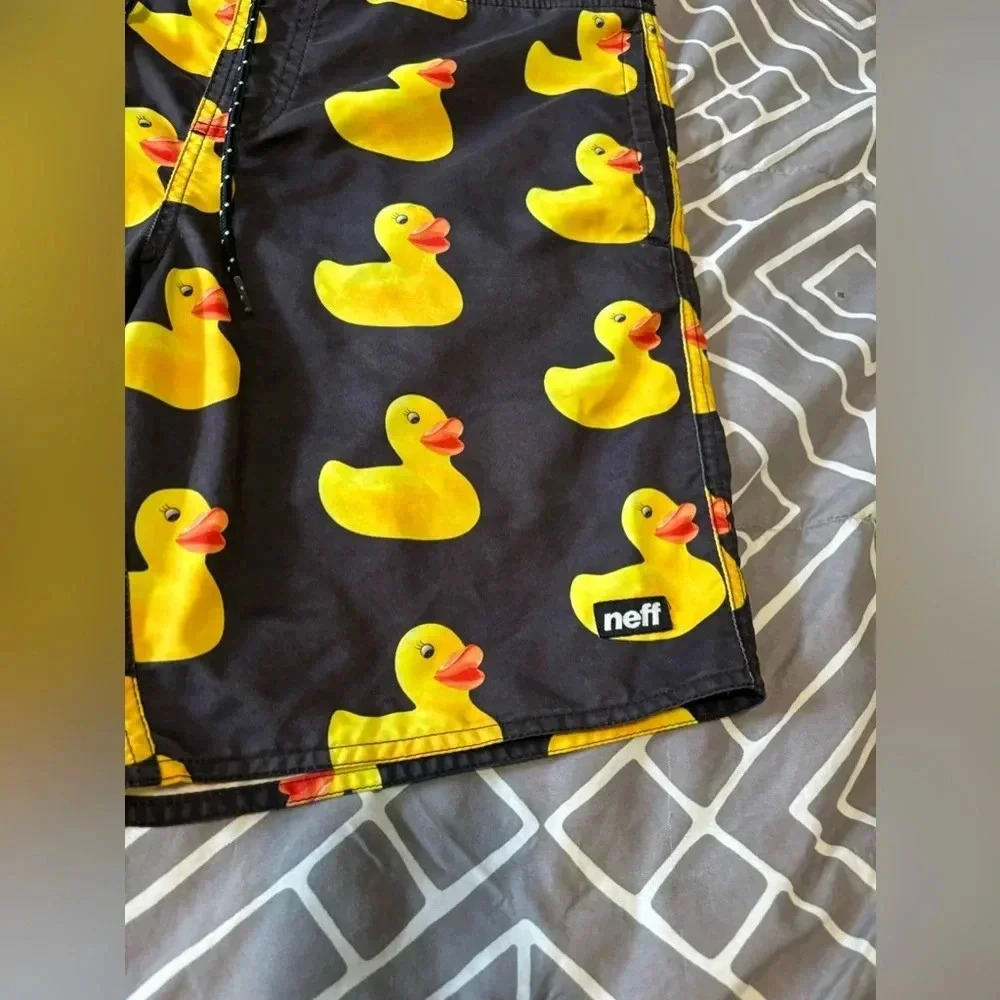NEFF - Rubber Ducky trunks medium - Picture 2 of 11